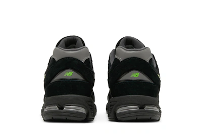 New Balance 2002R Black Green ML2002RO