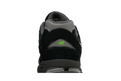 New Balance 2002R Black Green ML2002RO