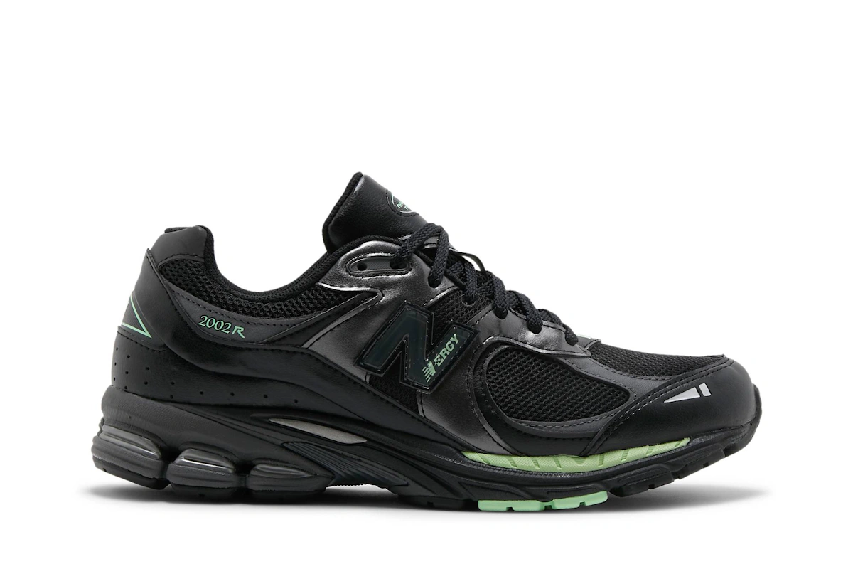 New Balance 2002R Black Silver Green M2002RLD