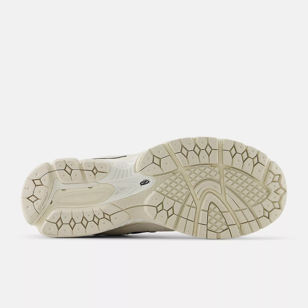 Purchase New Balance 2002R Casual Shoes U2002RN-D