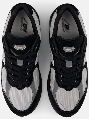 New Balance 2002R Casual Sneakers U2002RQ-D Lookbook New Balance 2002R Casual Sneakers U2002RQ-D