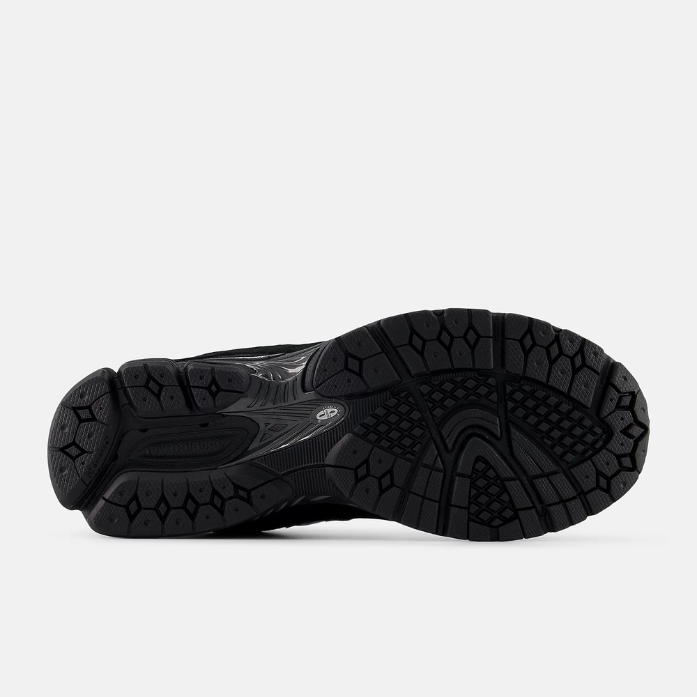 Purchase New Balance 2002R Casual Sneakers U2002RQ-D