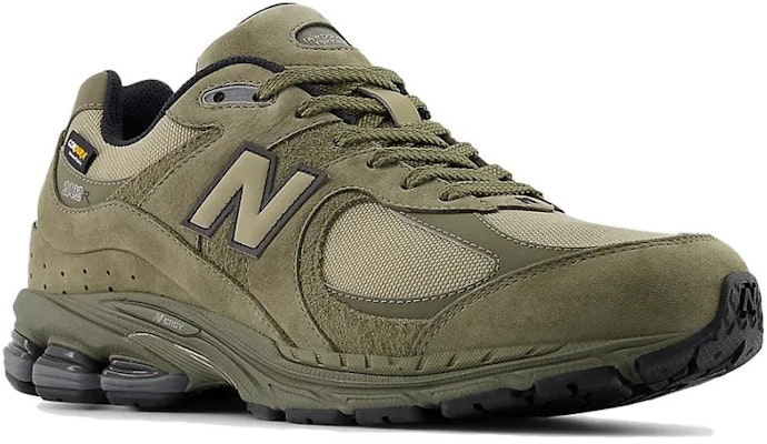뉴발란스 2002R 코듀라 올리브 (New Balance 2002R Cordura Olive) M2002RPK Lookbook 뉴발란스 2002R 코듀라 올리브 (New Balance 2002R Cordura Olive) M2002RPK