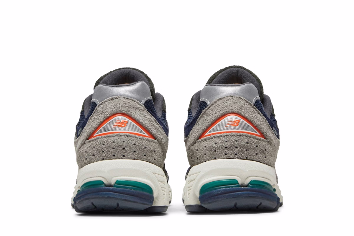 New Balance 2002R Defense Green Natural Indigo