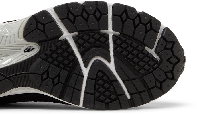 New Balance 2002R Gore-Tex 'Black Castlerock' M2002RXD Details for New Balance 2002R Gore-Tex 'Black Castlerock' M2002RXD