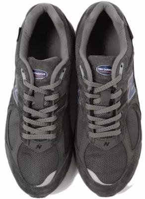 beams x New Balance NB 2002R GORE-TEX 減震防滑耐磨 運動休閒鞋 灰色 Lookbook beams x New Balance NB 2002R GORE-TEX 減震防滑耐磨 運動休閒鞋 灰色