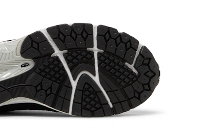 New Balance 2002R Gore-Tex 'Black Castlerock'