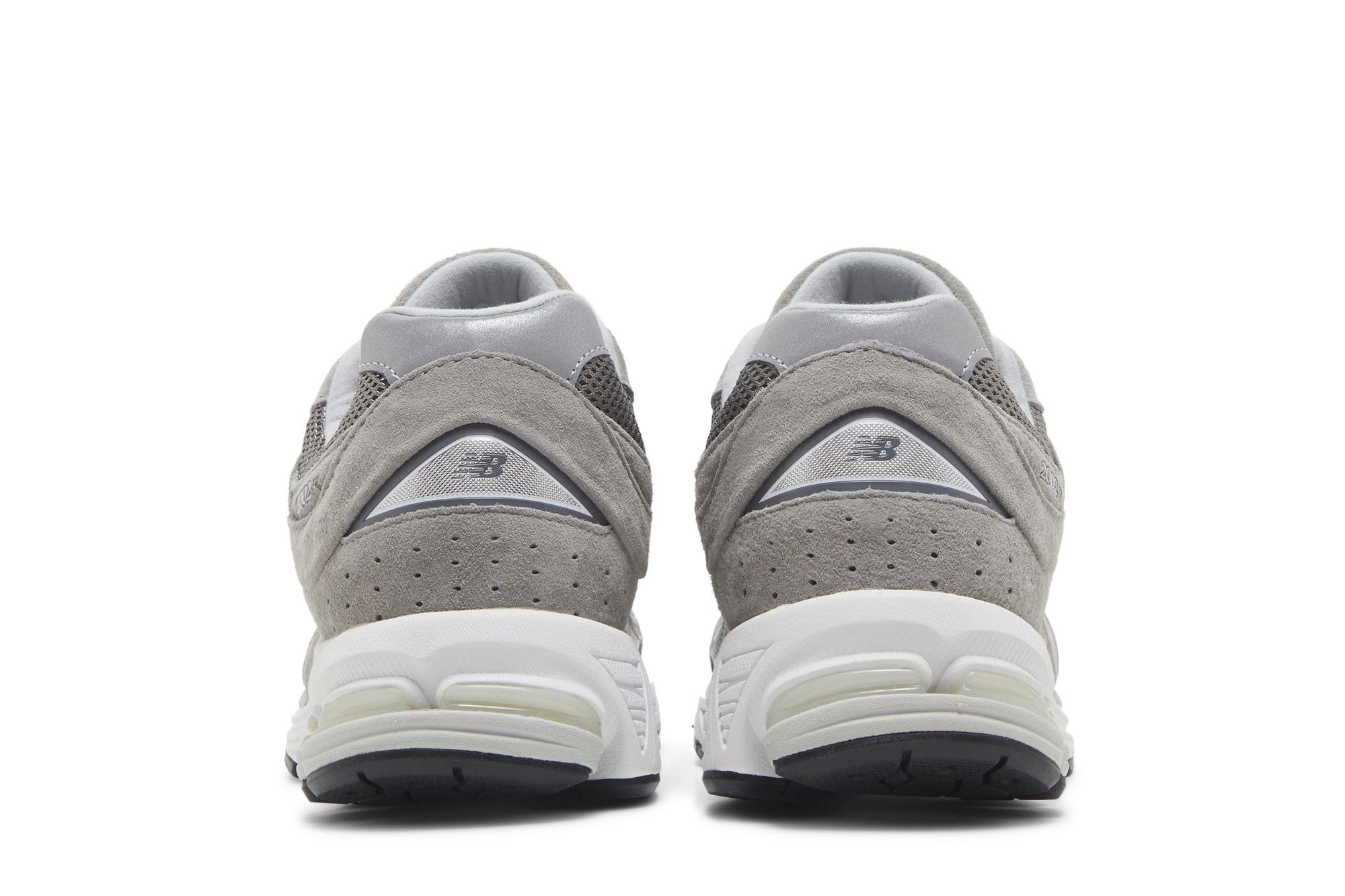 Sizing New Balance 2002R 灰白色 M2002RJM