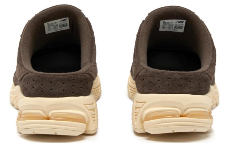 Purchase New Balance 2002R Mule ''Braun'' M2002RME