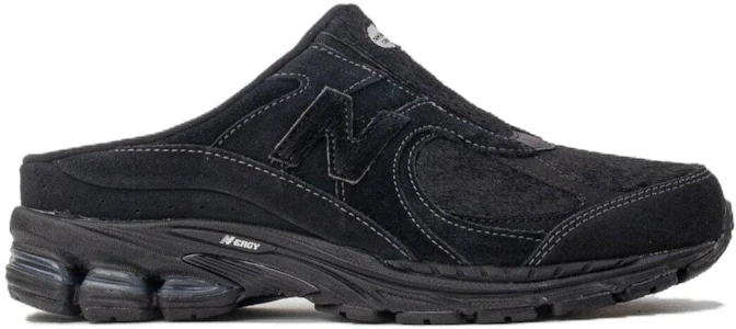Lookbook New Balance 2002R 拖鞋『全黑』M2002RMR
