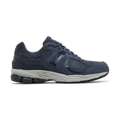 NB 2002R Navy Silver Metallic