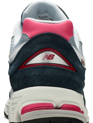 New Balance 2002R Petrol Exuberant Pink ML2002RH Sizing New Balance 2002R Petrol Exuberant Pink ML2002RH