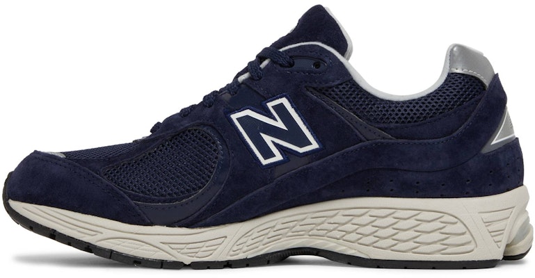 New Balance 2002R Pigment Light Aluminum ML2002RD Lookbook New Balance 2002R Pigment Light Aluminum ML2002RD