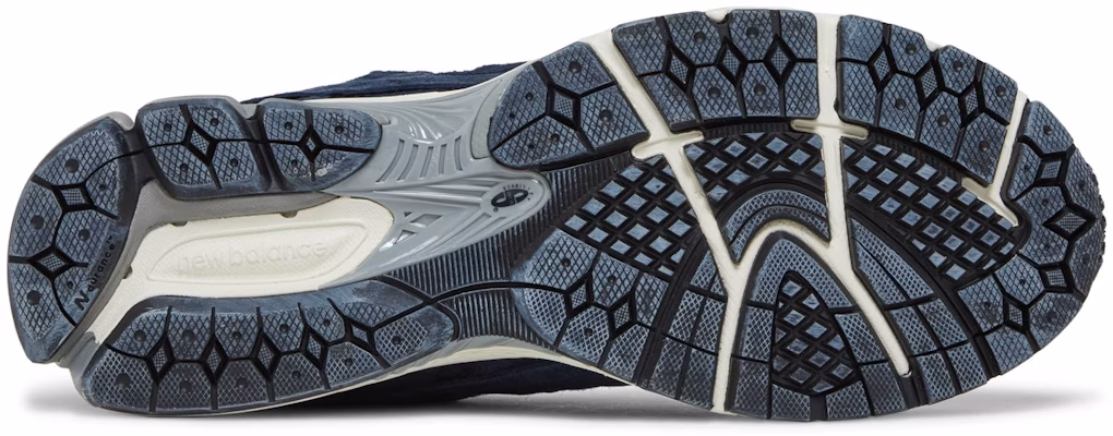 New Balance 2002R 保护包‘暗蓝色’ M2002RDF Shop New Balance 2002R 保护包‘暗蓝色’ M2002RDF