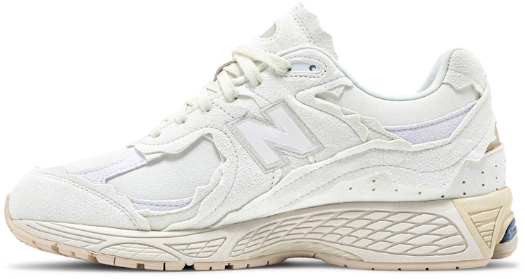 New Balance 2002R Protection Pack 'Sea Salt' M2002RDC Lookbook New Balance 2002R Protection Pack 'Sea Salt' M2002RDC
