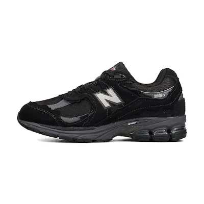 NB 2002R Retro Sneakers