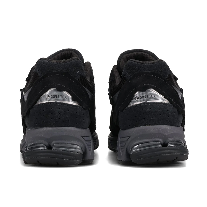 Lookbook New Balance 2002R 复古运动鞋 U20023MB