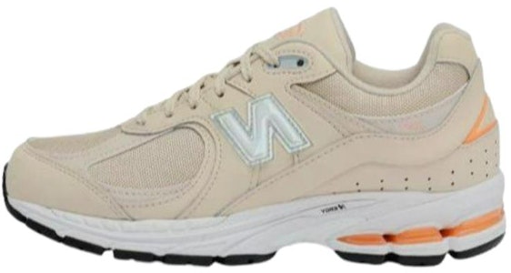 New Balance 2002R 跑鞋 '米白色' M2002ROP Lookbook New Balance 2002R 跑鞋 '米白色' M2002ROP