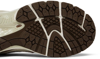 New Balance 2002R Edisi Khusus SSENSE Corduroy M2002RSS Purchase New Balance 2002R Edisi Khusus SSENSE Corduroy M2002RSS