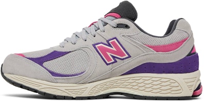 New Balance 2002R x J.Crew 'Rain Cloud Prism Purple' Sepatu Sneakers M2002RWB Lookbook New Balance 2002R x J.Crew 'Rain Cloud Prism Purple' Sepatu Sneakers M2002RWB