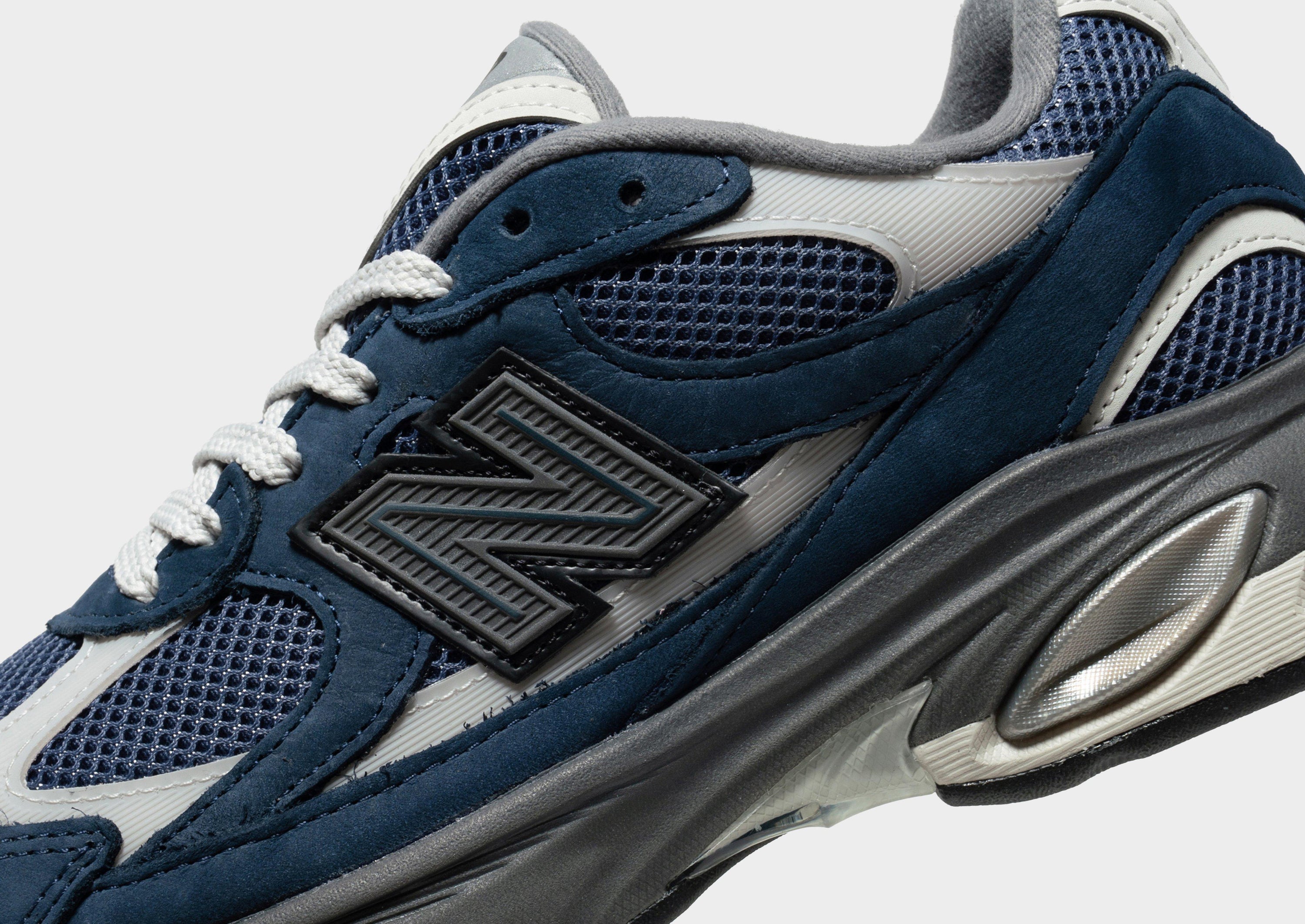 Shop New Balance 2010 'Navy Grey Matter' U20109T4