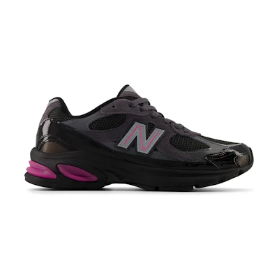 NB 2010 'Black Magenta'