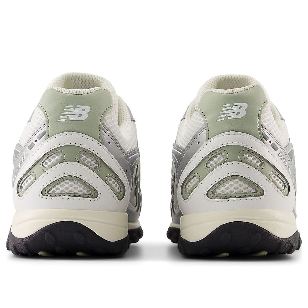 Shop New Balance 204L ''Perak Metalik Sage Hijau'' U204LSWB