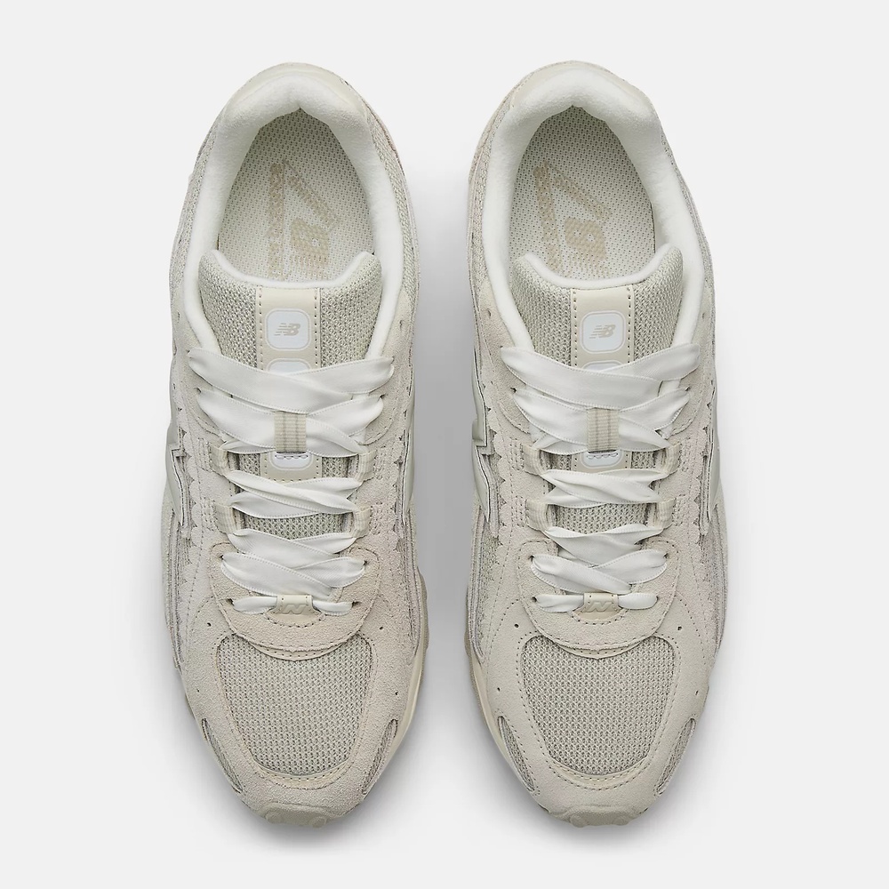 Shop New Balance 204L Sepatu Kasual U204L2SZ-D