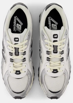 New Balance 204L系列休闲鞋 U204LSWD-D Shop New Balance 204L系列休闲鞋 U204LSWD-D