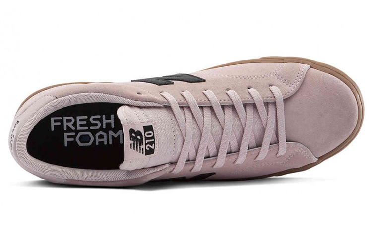 Lookbook New Balance NB 210 滑板鞋 男款 粉黑色