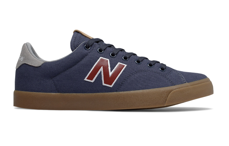 Order New Balance 210 D-Wide Blue/Red AM210BNG