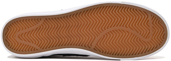 New Balance 210v 'Hitam' AM210BBG Lookbook New Balance 210v 'Hitam' AM210BBG