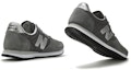 Lookbook Siri New Balance 220 Kelabu U220GS