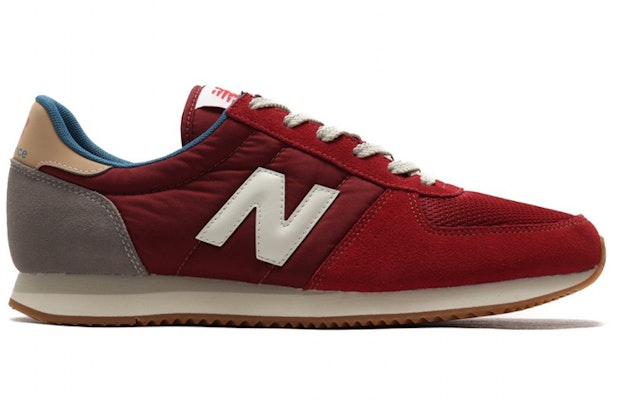 New Balance 220 Serie 'Bordeaux' U220DE2 Order New Balance 220 Serie 'Bordeaux' U220DE2