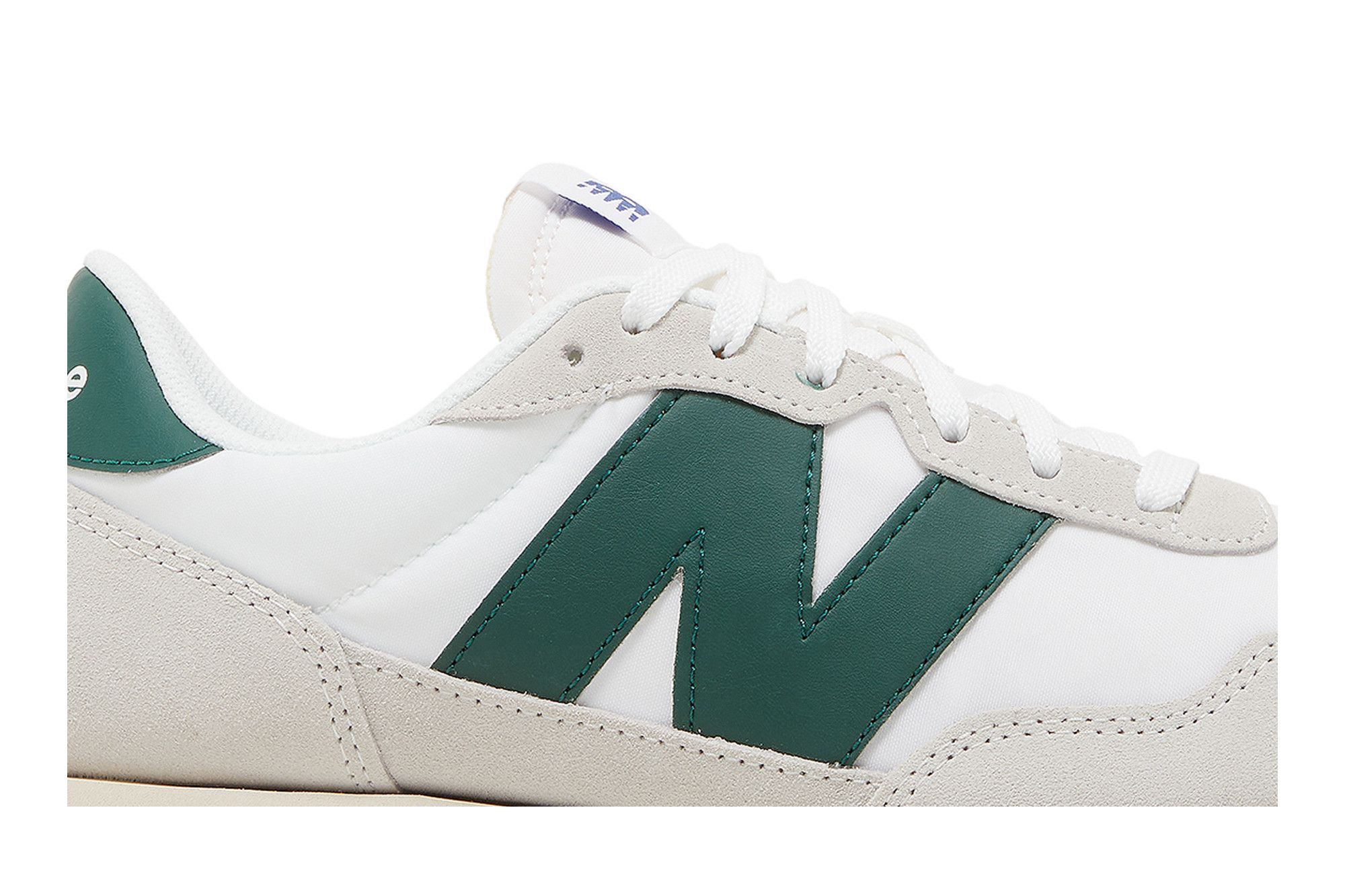 Lookbook New Balance 237 Nimbus Cloud Grün Sneakers MS237RF