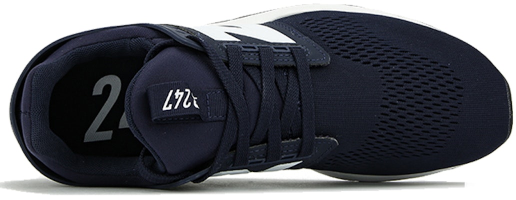 New Balance NB 247 低筒 跑步鞋 男女同款 刺青色 Lookbook New Balance NB 247 低筒 跑步鞋 男女同款 刺青色