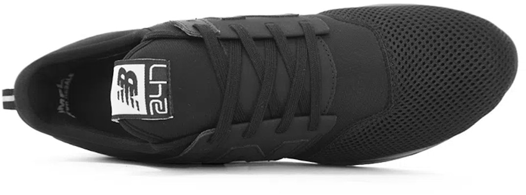 New Balance NB 247 低幫 跑步鞋 男款 純黑 Lookbook New Balance NB 247 低幫 跑步鞋 男款 純黑