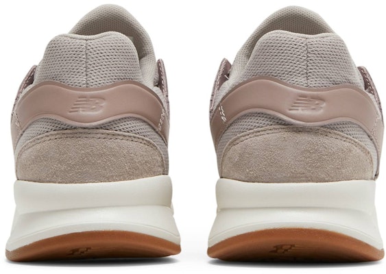New Balance 247v2 Luxe MS247LA Details for New Balance 247v2 Luxe MS247LA