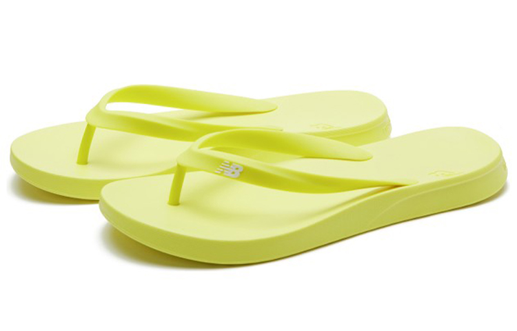 Lookbook ニューバランス 24シリーズ スリッパ イエロー SUT24SY