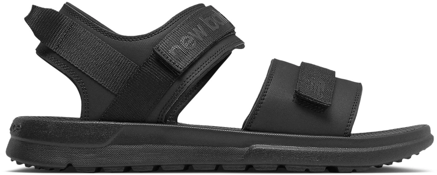 new-balance-250-sandal-4-e-wide-black
