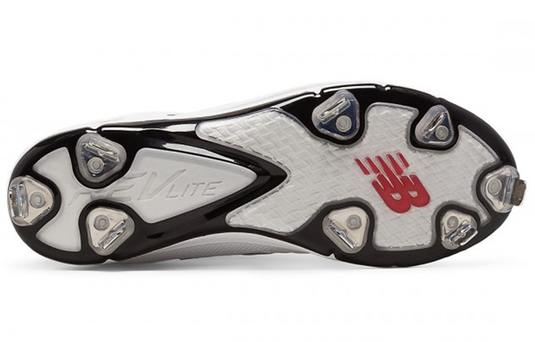 Shop New Balance 3000 v3 Metal 低筒防滑耐磨訓練鞋 白黑色