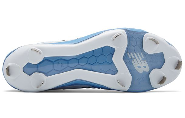 Shop New Balance 3000 v4 Metal 低筒防滑耐磨訓練鞋 淡藍白