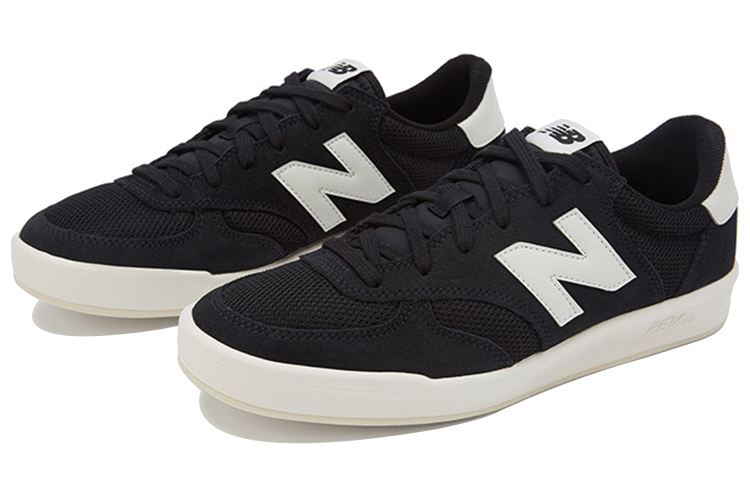 Lookbook New Balance NB 300 休閒 透氣輕便平衡 低筒 板鞋 男女款 黑白