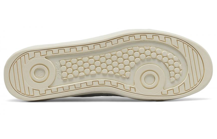 Purchase 뉴발란스 300 디컨 누벅 (New Balance 300 DeCon Nubuck) CRT300DV