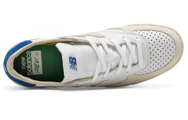 뉴발란스 300 화이트 레더 (New Balance 300 White Leather) CRT300WL Lookbook 뉴발란스 300 화이트 레더 (New Balance 300 White Leather) CRT300WL