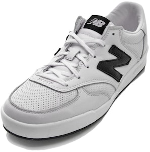 New Balance 300 Kulit 'Hitam Putih' CRT300LC Lookbook New Balance 300 Kulit 'Hitam Putih' CRT300LC