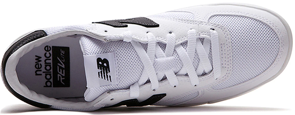 New Balance CRT300 Putih/Hitam CRT300GH Lookbook New Balance CRT300 Putih/Hitam CRT300GH