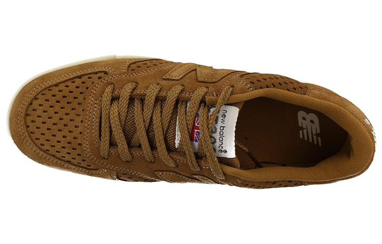 Lookbook ニューバランス英国製300 ブラウンオートミール CT300SLB