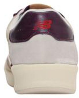 New Balance 300 Series /Merah 'Putih' CRT300CC Shop New Balance 300 Series /Merah 'Putih' CRT300CC