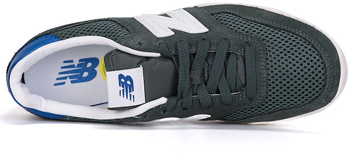 뉴발란스 300 시리즈 포레스트 그린 '그린 화이트' CRT300G2 Lookbook 뉴발란스 300 시리즈 포레스트 그린 '그린 화이트' CRT300G2